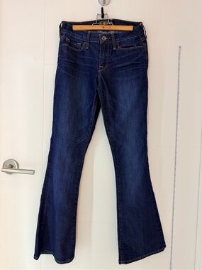 NWOT Lucky Brand Women's Dark Indigo Flare Jeans